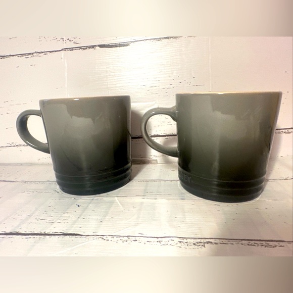 Le Creuset Gray Flint Mugs 12 ounce set/2 - Picture 1 of 4